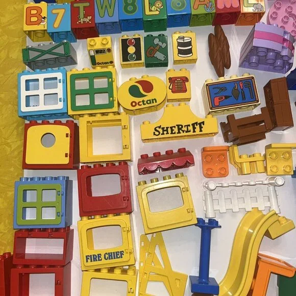 Lego DUPLO 7 lbs Bulk Train Figures Castle Auto ABC #s Flowers Bricks VTG & MOD - Picture 10 of 16